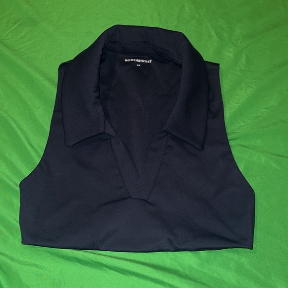WeWoreWhat Navy Blue Sleeveless Crop Tank Top size Medium - Picture 4 of 10
